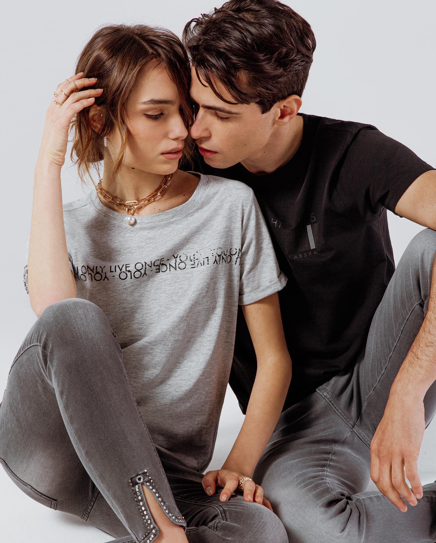 Baci e sales abbracci jeans
